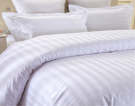 white 100% cotton hotel bedding set