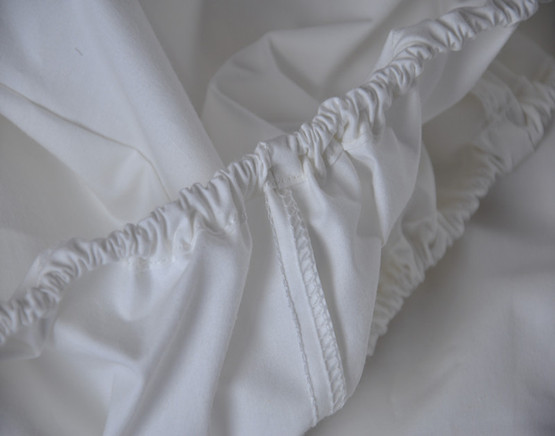 white 100% cotton fitted sheet