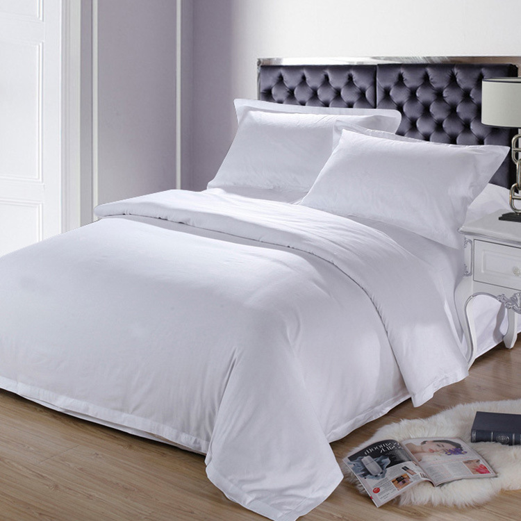Bleached 200TC 40*40 100% Cotton Bedding Set For Hotel Nursing Home