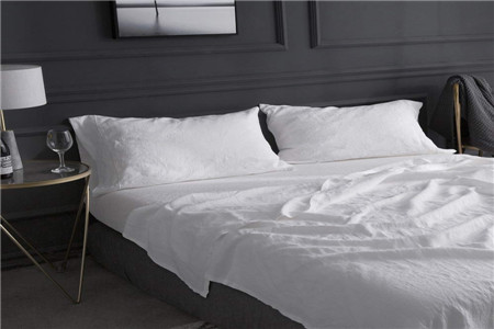 Identify bedding fabrics